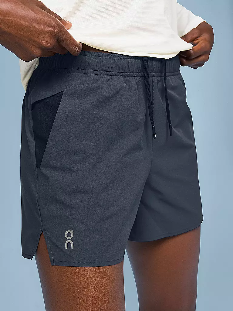 ON | Short de course Essential pour femmes | Bleu foncé