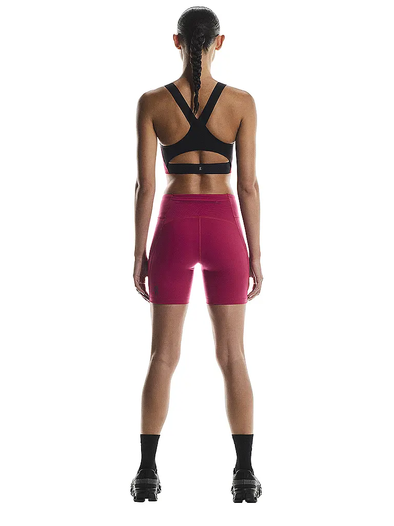 ON | Short de course Performance Femme |