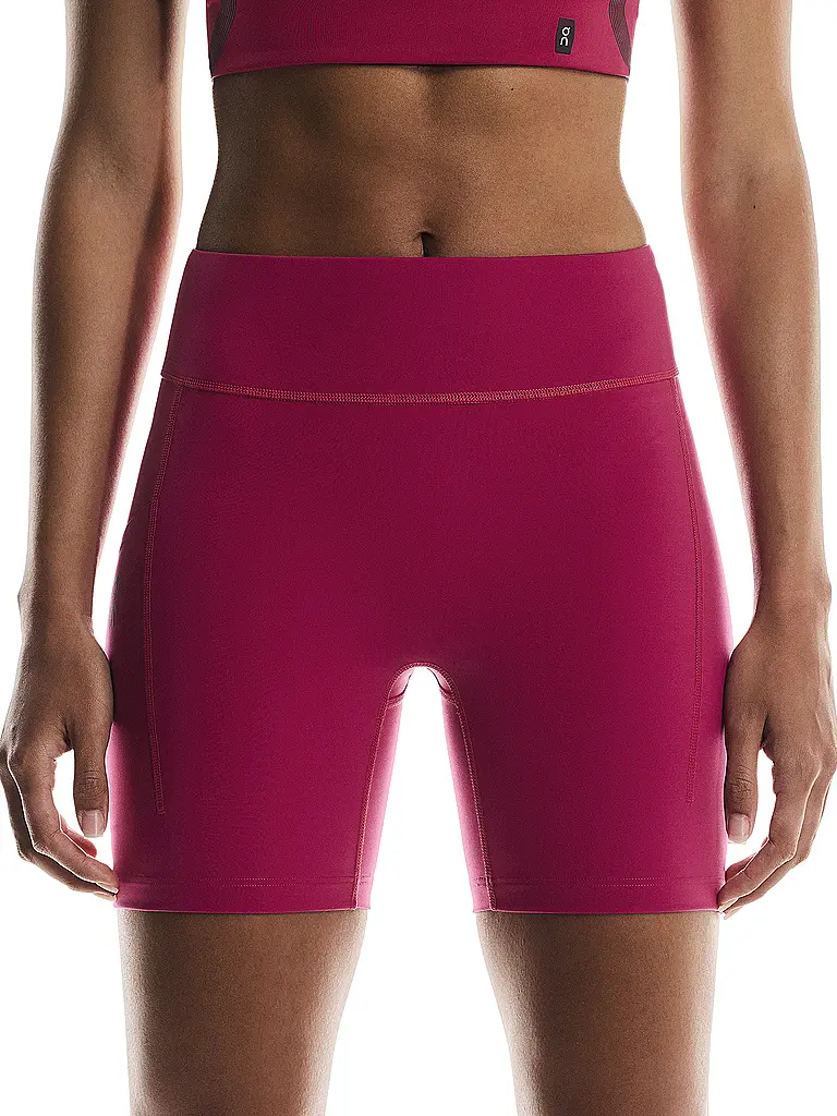 ON | Short de course Performance Femme |