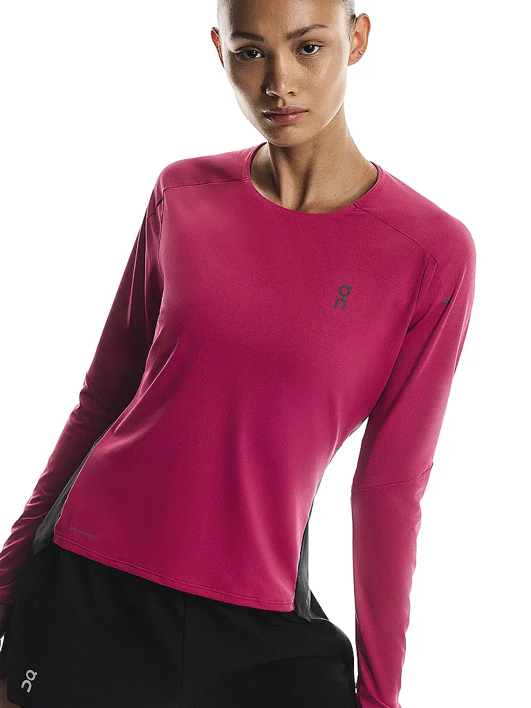 ON | T-shirt de course à manches longues Performance pour femmes |