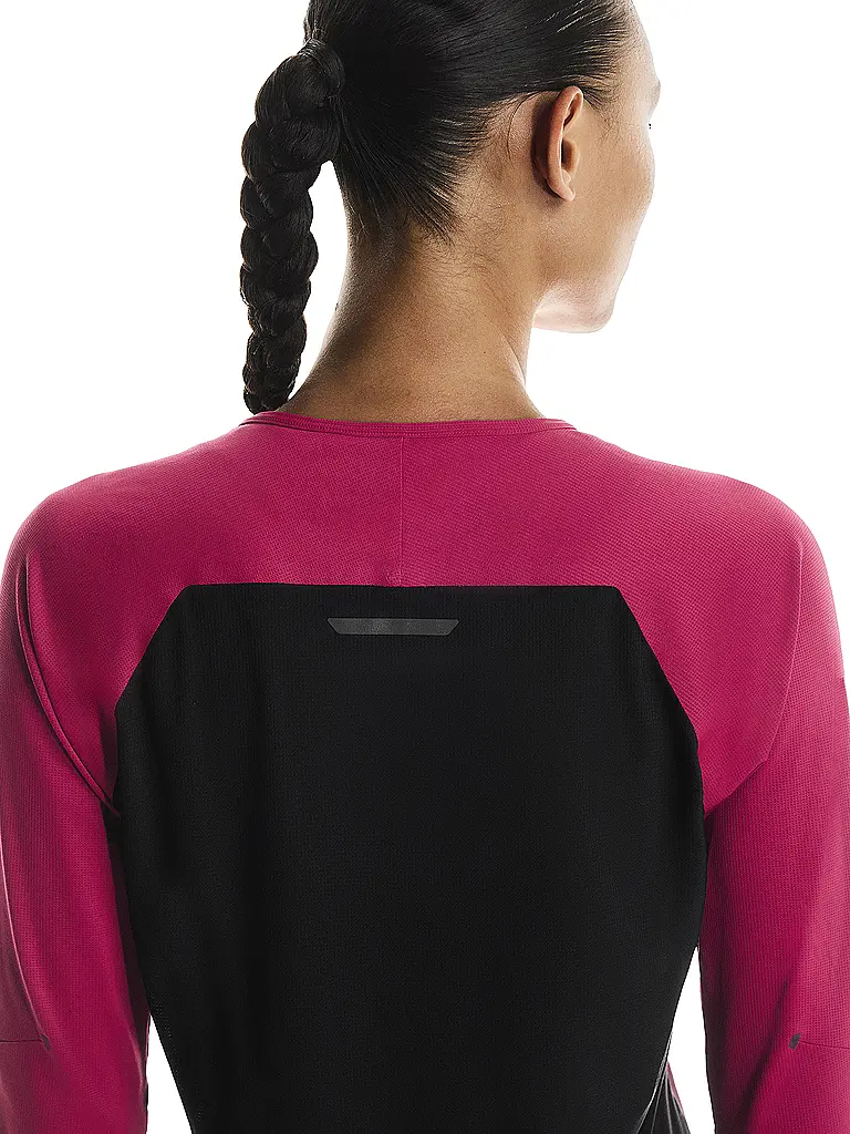 ON | T-shirt de course à manches longues Performance pour femmes |