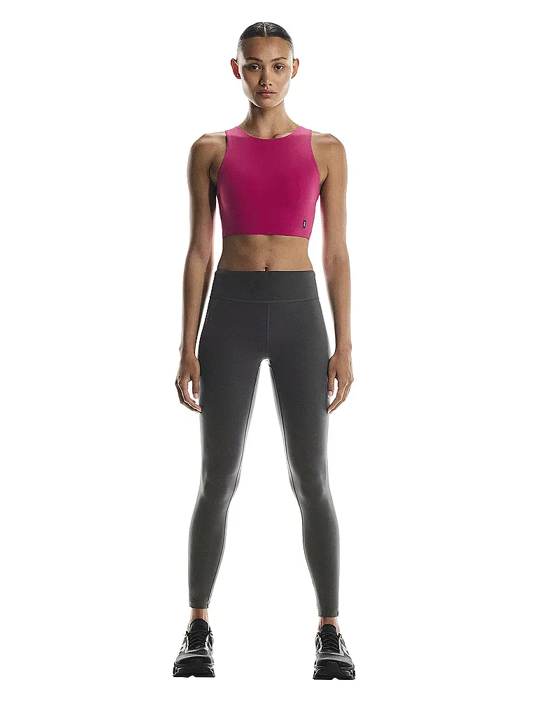 ON | T-shirt de course court 2 en 1 Core pour femmes | Rouge foncé