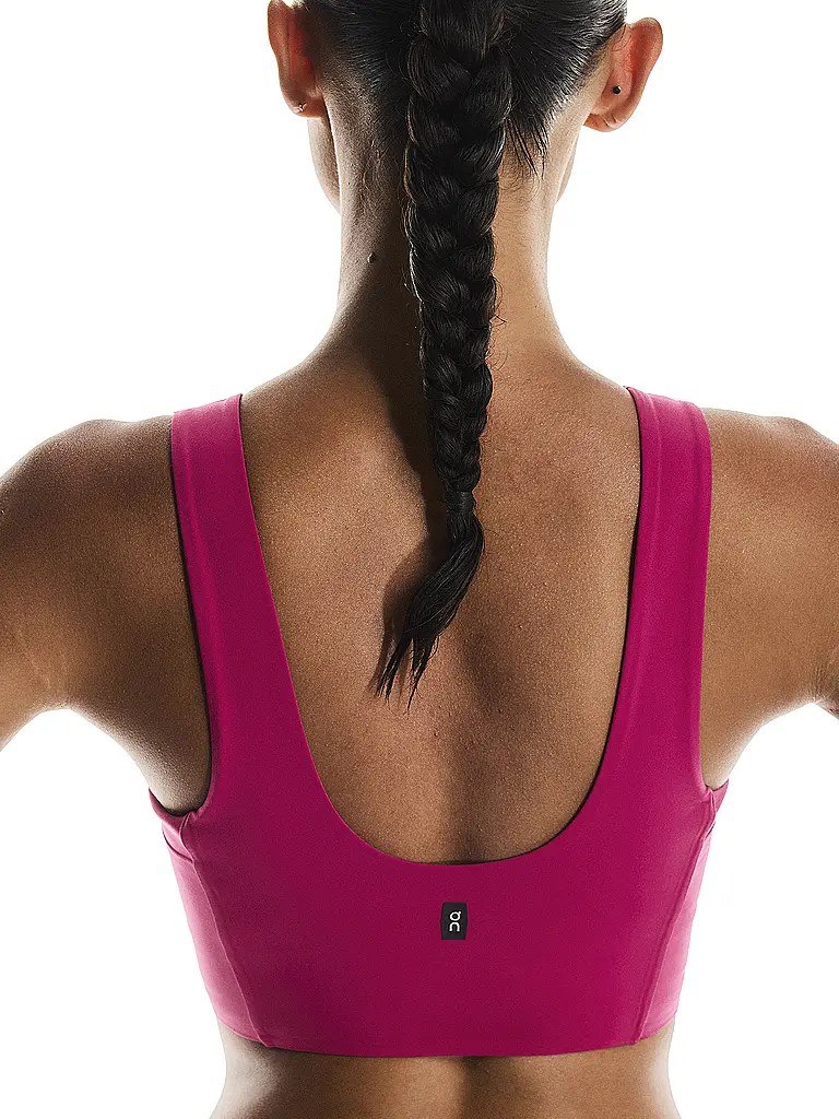 ON | T-shirt de course court 2 en 1 Core pour femmes |