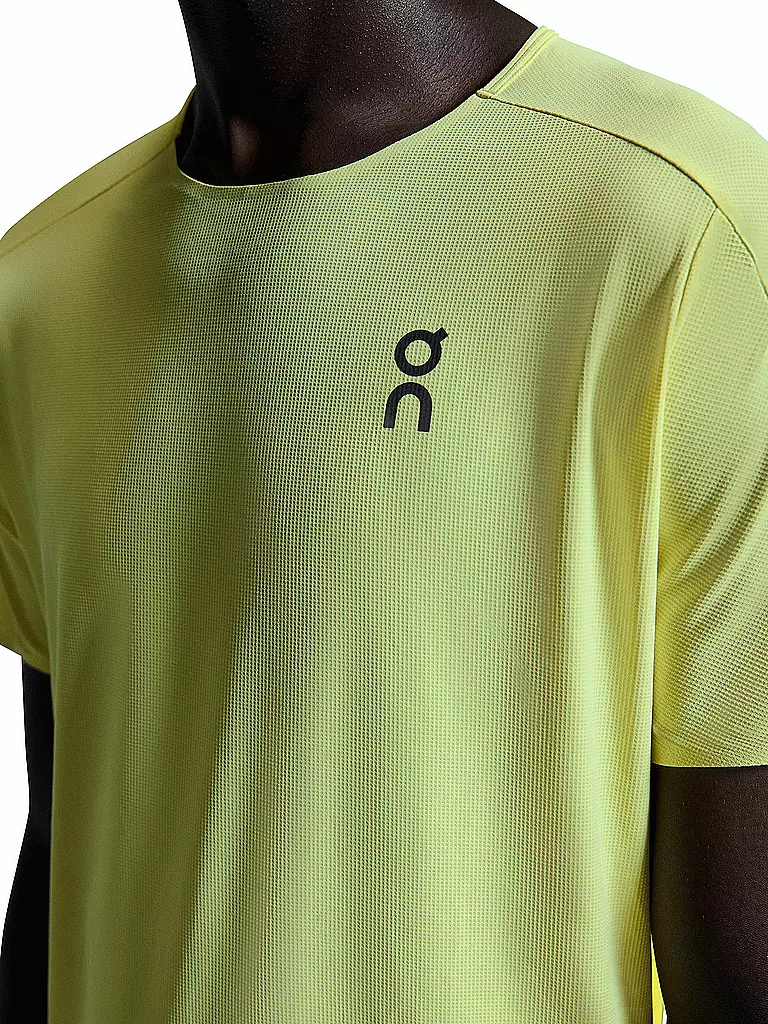 ON | T-shirt de course Performance pour homme |