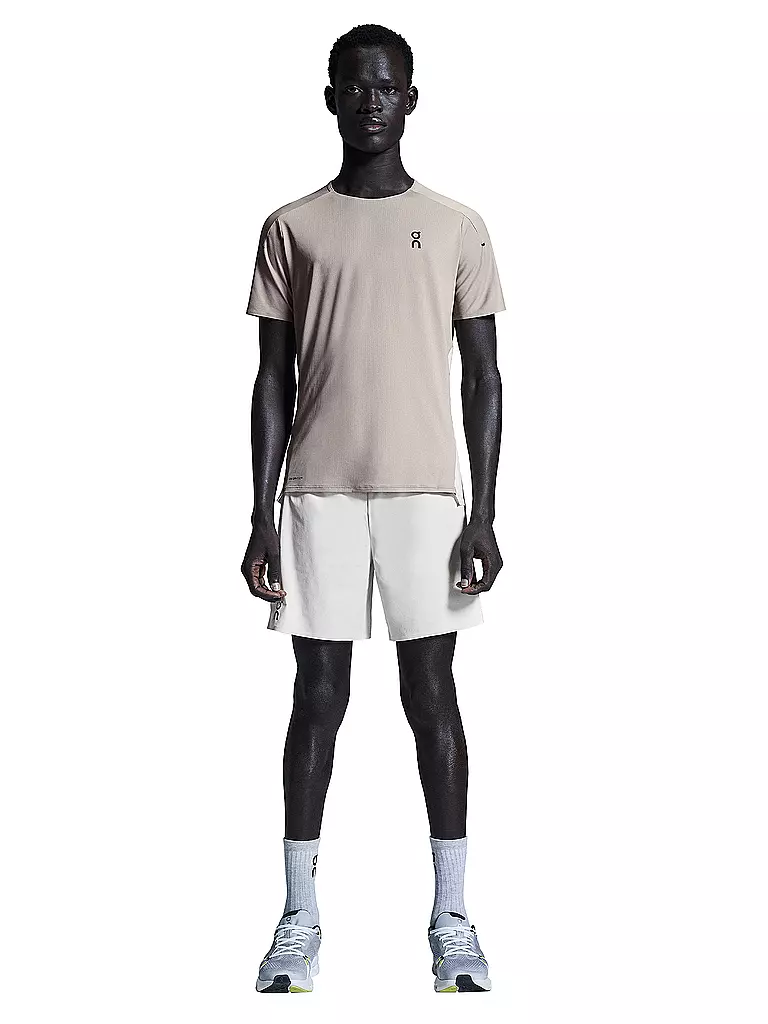 ON | T-shirt de course Performance pour hommes | Camel