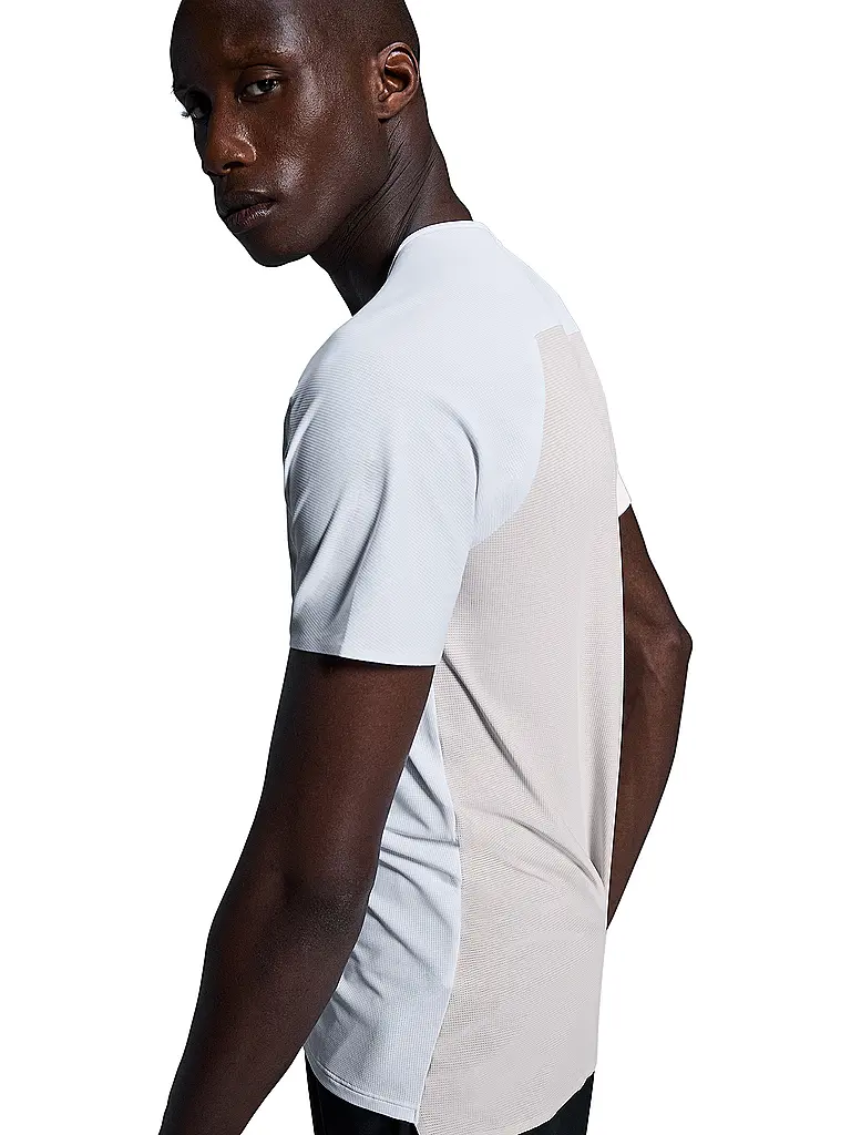 ON | T-shirt de course Performance-T pour hommes |