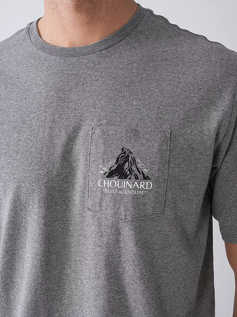 PATAGONIA | T-shirt de sport Chouinard Crest pour hommes |