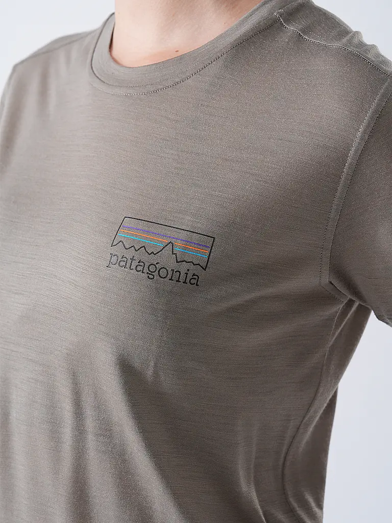 PATAGONIA | T-shirt de sport femme Capilene® Cool Merino Graphic |