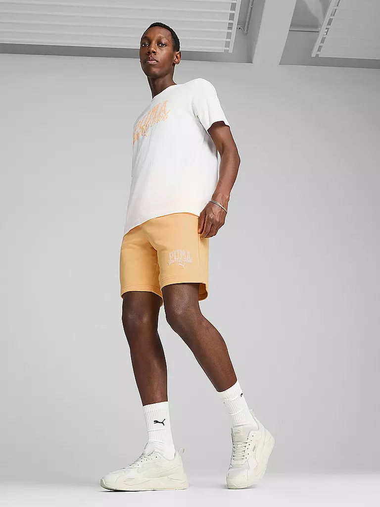 PUMA | Short Classique 8 pouces pour homme | Orange