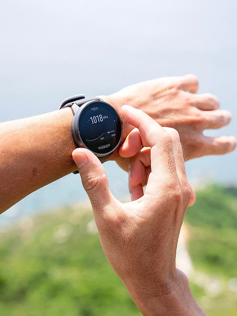 SUUNTO | Montre GPS multisport Suunto Race S Titanium Graphite |