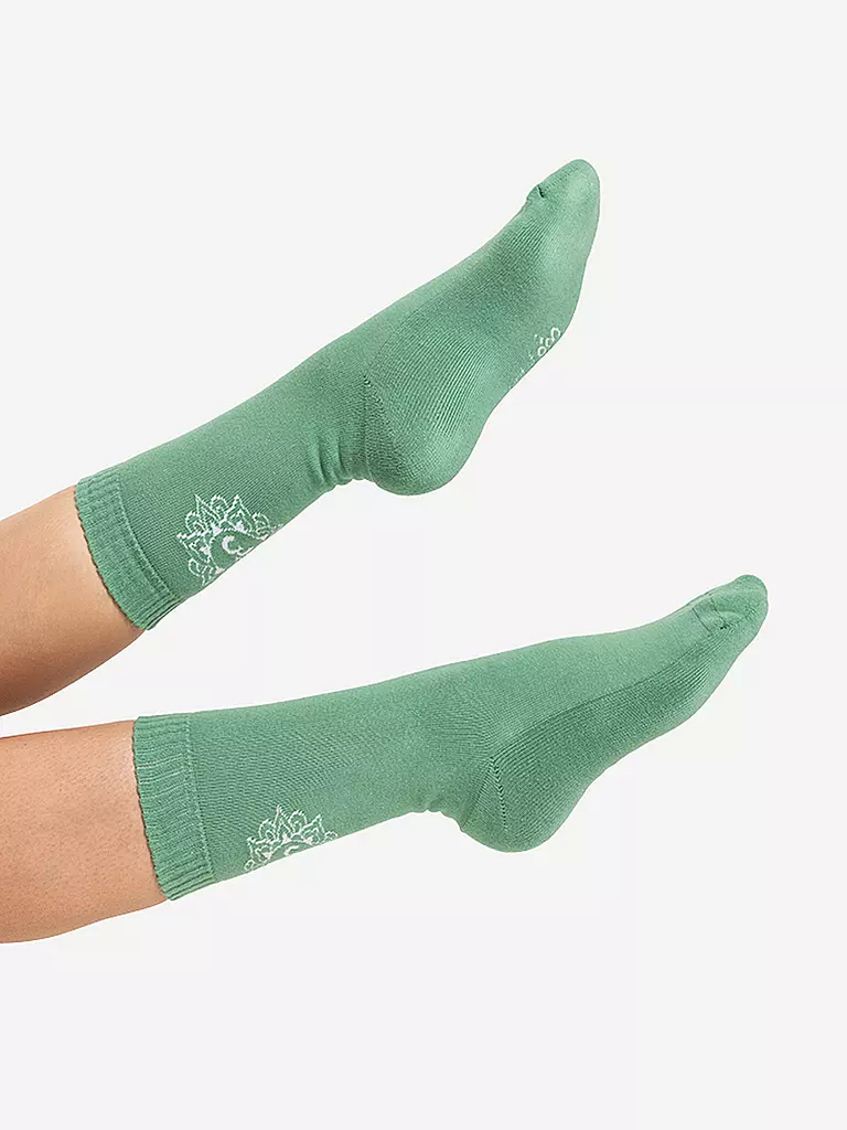 THE SPIRIT OF OM | Chaussettes Padu pour femmes | Vert clair