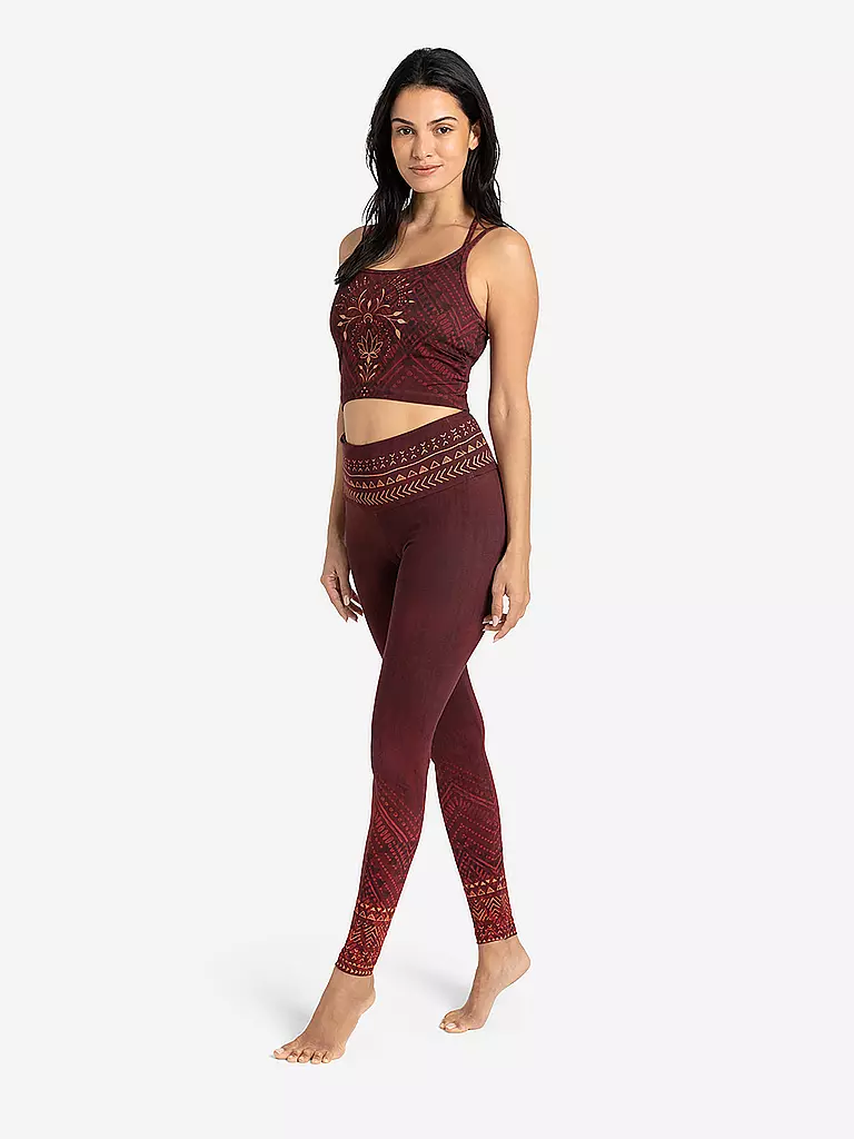 THE SPIRIT OF OM | Soutien-gorge de yoga Shakti pour femmes | Rouge foncé