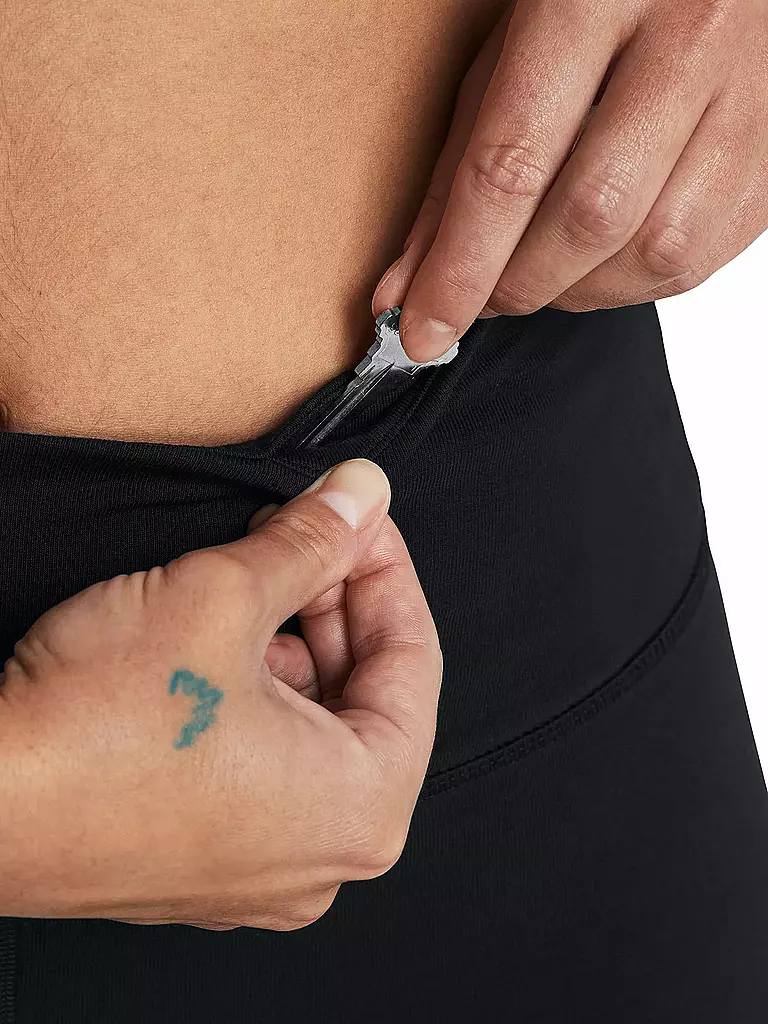 UNDER ARMOUR | TIght Campus Essential pour femmes |